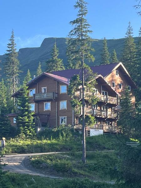Alpin Eco Chalet & Wellness, Réserver Chalet Dragobrat 