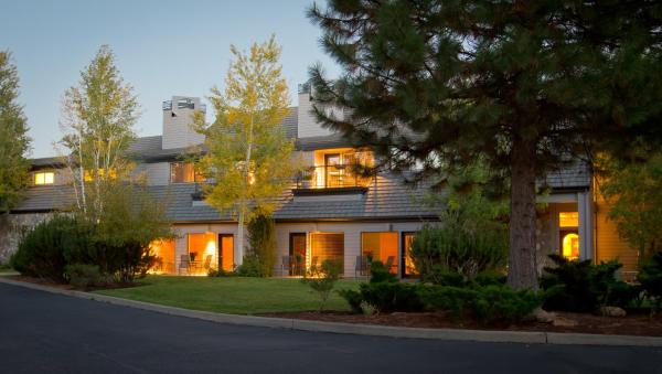 Pine Ridge Inn, Buchen Sie Hotel Hotels in Oregon mit Parkplatz, Parkplätze