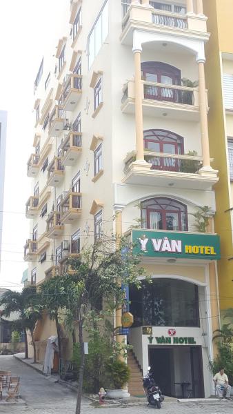 Y Van Hotel