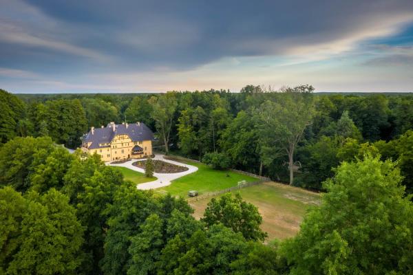 Zamek Bożejów, Buchen Sie  Radomierowice 