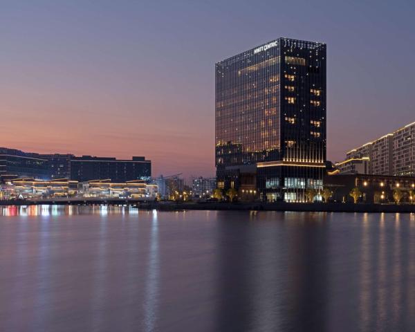 Hyatt Centric Lakeside Ningbo, Book  Hotels in Ningbo with a Pool, Swimming Pool