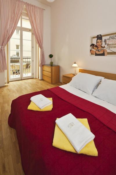 Picasso Apartments Prague