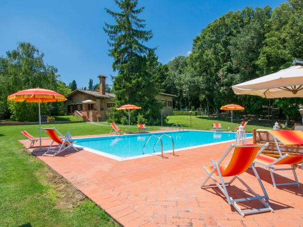 Villa Camporbiano by Interhome, Book  Camporbiano Tuscany