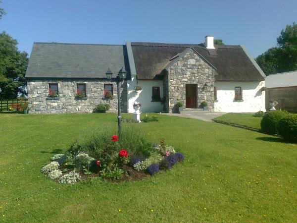 The Thatched Cottage B&B, Prenota Bed & breakfast Baile Chláir (Claregalway) 