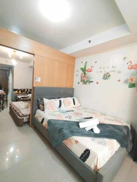 Shell Residences MOA 3, Buchen Sie  Hotels mit Pool in Luzon, Schwimmbad