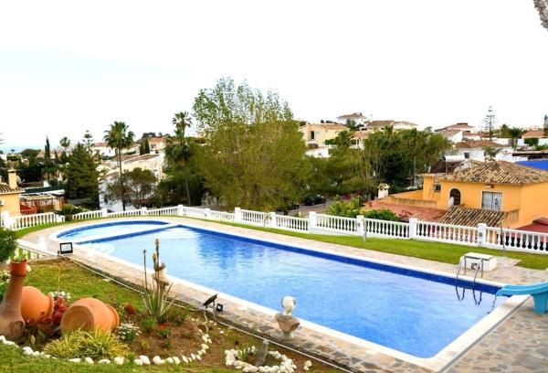 Spectacular Villa in Benalmádena, Prenota  Hotel a Costa del Sol con piscina, Piscina