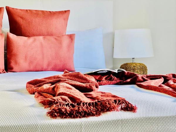 Canaryislandshost l Room, Prenota  Playa Blanca 
