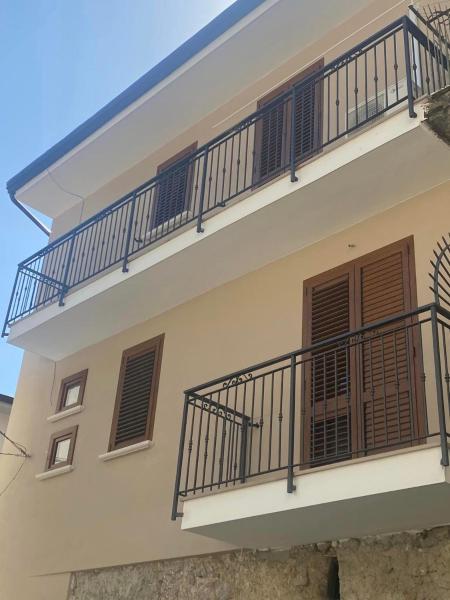 Affittacamere U’FURNILLO, Prenota  Hotel a Cautano con parcheggio, Parcheggio