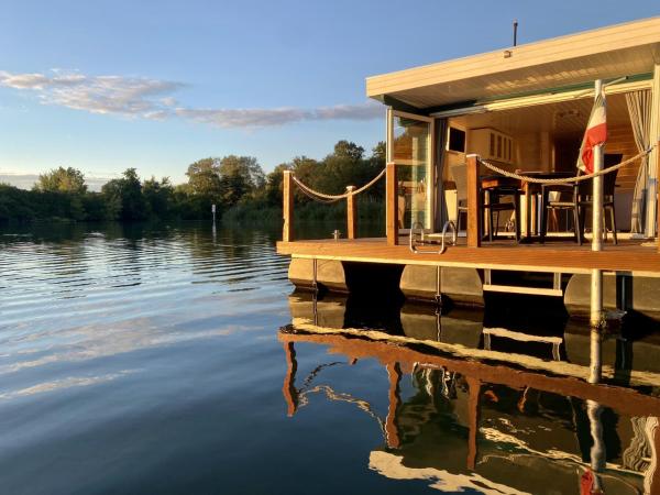 AhoiWerder Hausboot Havelzauber führerscheinfrei, Buchen Sie  Werder Brandenburg
