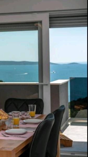 Villa Helena, Buchen Sie  Hotels in Gespanschaft Split-Dalmatien mit Pool, Schwimmbad