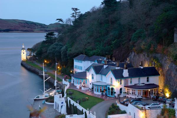 Portmeirion Village & Castell Deudraeth, Prenota Hotel Hotel con piscina a Gwynedd, Piscina