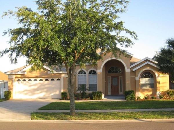 Family Vacation Home With Pool and Spa Near Disney and Universal, Prenota  Hotel SPA a Florida, SPA