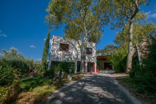 Duché dUzès Villa Celina Avenue des Cévennes, Buchen Sie  Hotels in Gard mit Parkplatz, Parkplätze