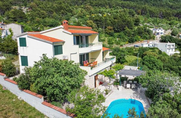 Villa Marino in Makarska, private pool, Buchen Sie  Hotels in Gespanschaft Split-Dalmatien mit Pool, Schwimmbad