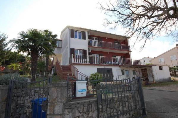 Apartments with a parking space Njivice, Krk - 21858, Buchen Sie Ferienwohnung Njivice Insel Krk
