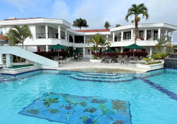 Hotel Palmas De Alcalá, Book  Coffee Triangle Hotels with a Pool, Swimming Pool