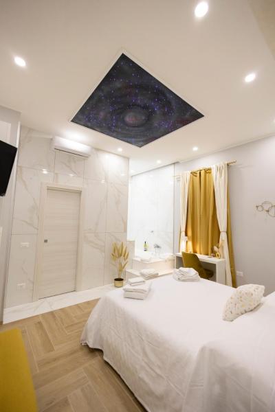 Enchanting Suites Salerno, Buchen Sie  Hotels in Salerno mit Parkplatz, Parkplätze