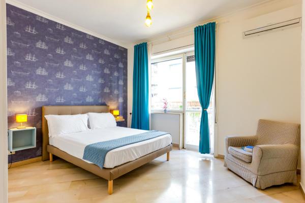Starting Point Napoli, Buchen Sie  Chiaia Neapel