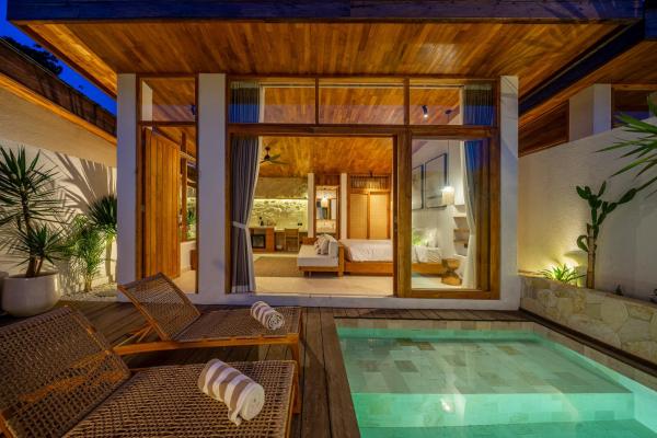 Villa Nalu Uluwatu! 8, Reserva ahora  Hoteles con piscina en Bali, Piscina