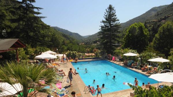 Glamping Italian Riviera, Prenota Campeggio Isolabona Liguria