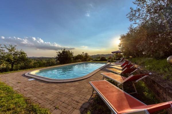 Villa Belfiore, Buchen Sie Villa Hotels in Lastra a Signa mit Parkplatz, Parkplätze