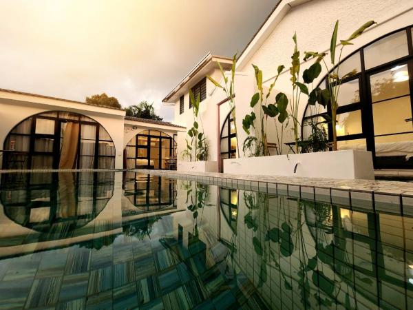 Ipoh Young Villa, Hotel Inspired, Prenota Hotel Ipoh Perak