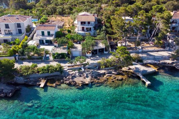 Apartments by the sea Necujam, Solta - 5162, Prenota Appartamento Nečujam 