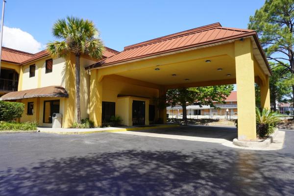 Fairview Inn and Suites