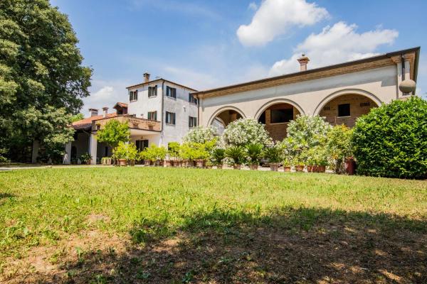 B&B La Villa del Vecchio Platano, Reserva ahora  Vigonovo Véneto