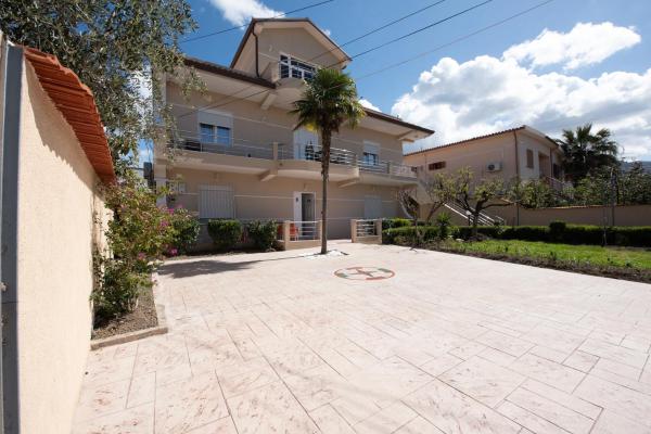 VILA PALMA, Buchen Sie  Vlora Qark Vlora
