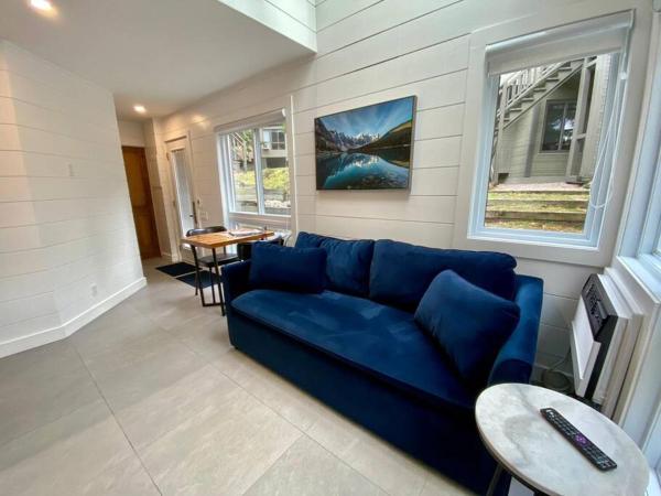 Modern Cottage in the Tremblant Ski Village, Réserver  Village de Mont-Tremblant 