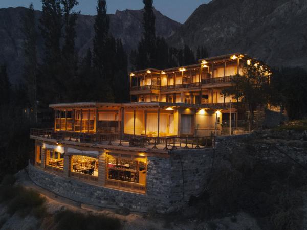 Dera Lamsa Shigar, Prenota  Shigar Azad Jammu and Kashmir