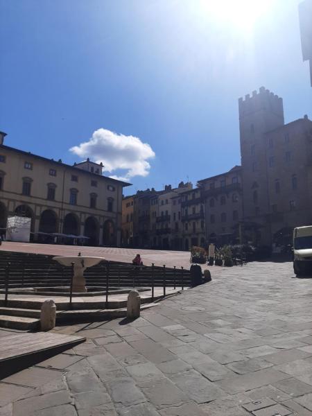 Residence LE DUE TORRI, Réserver  Hôtels pas chers à Arezzo