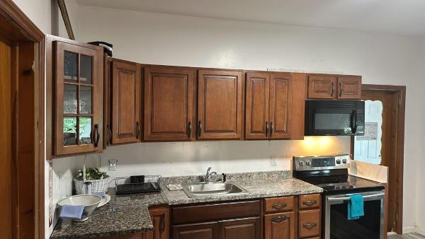 King Bed with Private Bathroom Divine Villa Harper, Buchen Sie  Irvington North Jersey