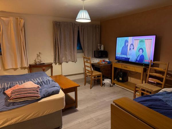 Jacks Court Family, Prenota  Stalybridge Greater Manchester
