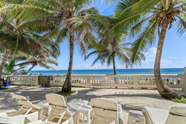 Sandy Beach Villa - Spectacular setting on the beach, Prenota  Rincon Aguadilla
