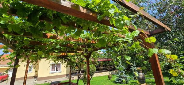 La mama Miha, Reserva ahora  Agigea Constanta