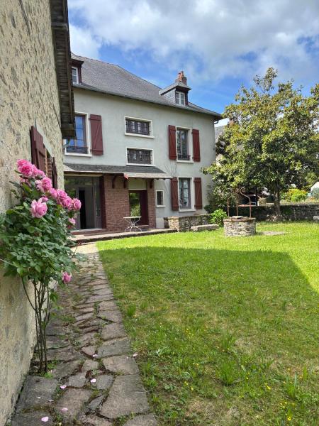 Maison Mère, Prenota  Arnac-Pompadour 