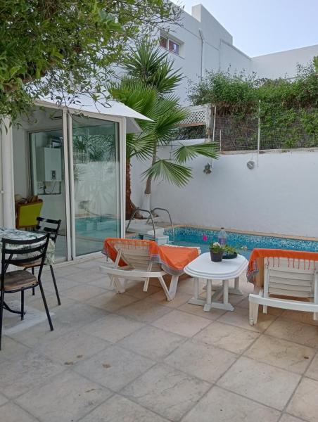 Villa Flora Hammamet, Buchen Sie  Hotels in Nabeul Governorate mit Pool, Schwimmbad