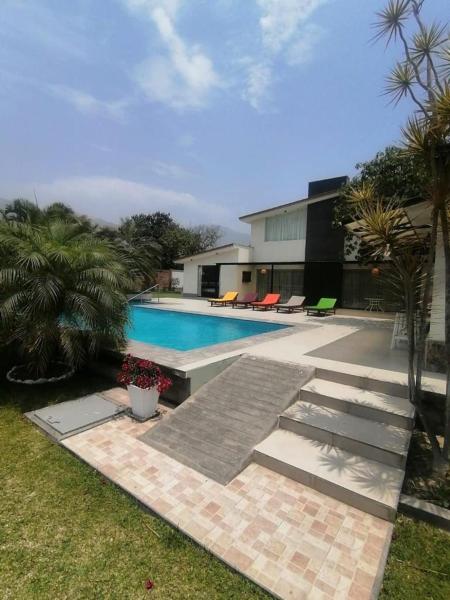 Villa La Chiquita - Privacidad para tu Grupo en Tres Encantadores Departamentos, Buchen Sie  Hotels mit Pool in Provincia de Lima, Schwimmbad