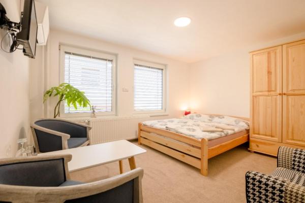 Ubytování u Natálky, Prenota  Hotel con piscina a Moravia meridionale, Piscina