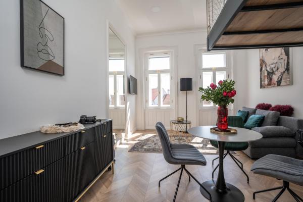V62 Studio Apartments, Buchen Sie Ferienwohnung Sopron 