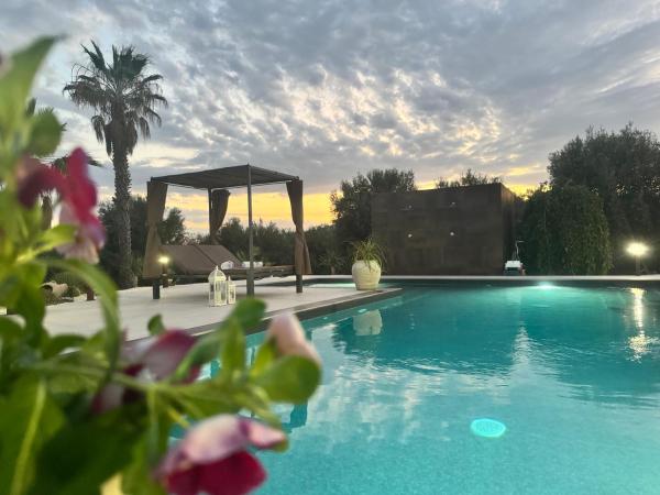 Villa Badessa, Book  Sicily Hotels with a Parking, Parking