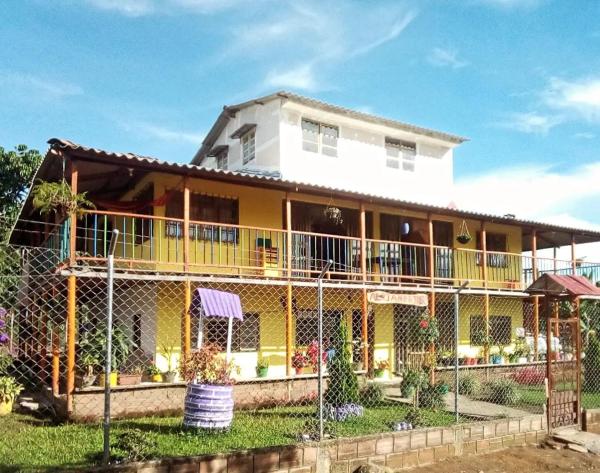 hostal rural Alejandría, Book  Cheap Hotels in Coffee Triangle