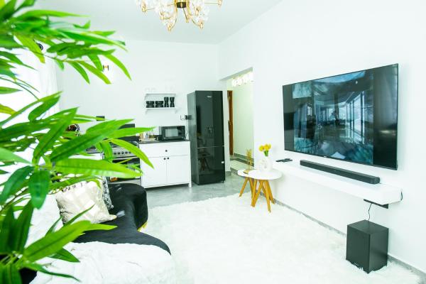 Jo City Homes Double Bedroom, Buchen Sie  Arusha Tansania