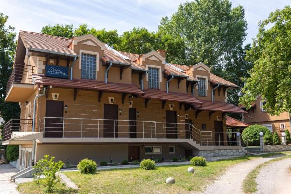 vila Harizma, Buchen Sie  Palić Vojvodina