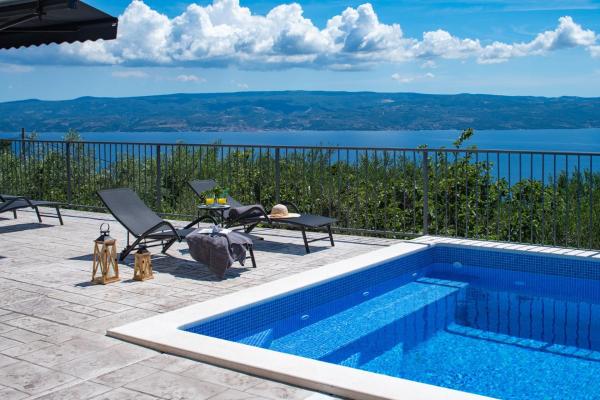 Seaview Villa Roko, Prenota  Hotel con piscina a Croatian Islands, Piscina