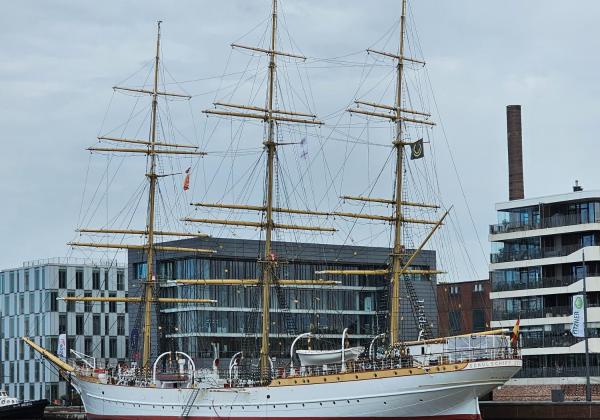 2 Familienfreundliche FeWo für 6 Personen, Reserva ahora  Bremerhaven Brema