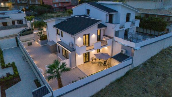Vilè Home - Intera Villa, Buchen Sie  Favara Sizilien
