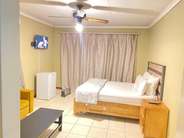 c and c guest house pretoria north, Buchen Sie  Pretoria 